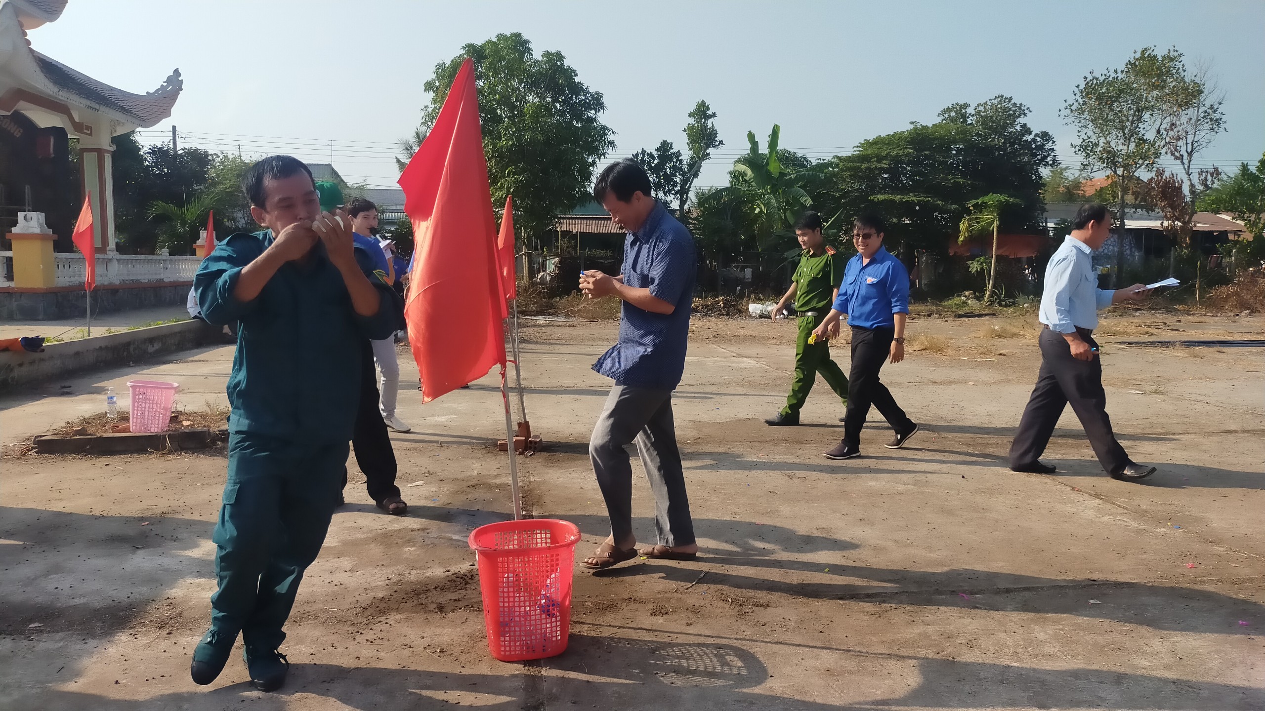 tro choi dan gian