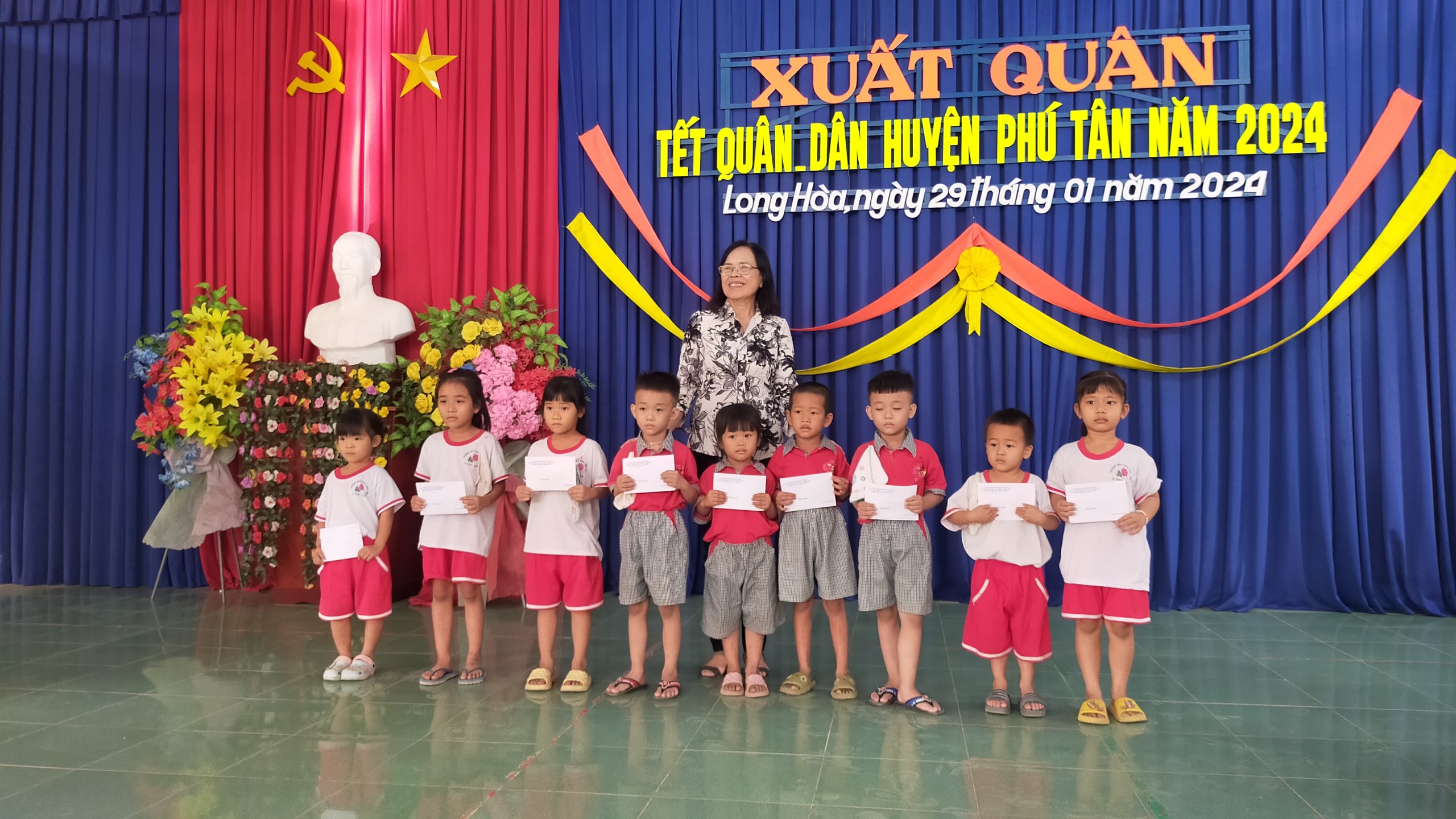 tet quan dan