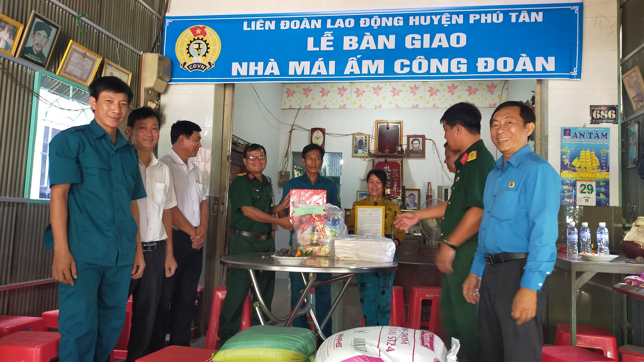 tet quan dan